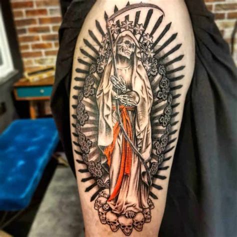 tatuajes de la santa muerte en la mano|santa muerte azteca tattoo.